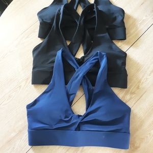 Lot 3 Fabletics Oasis Twist Front Sports Bras